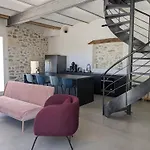 Le Gai Ruisseau - Avec Piscine Chauffee - Proche Uzes