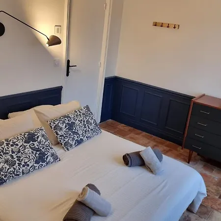 Villa Le Gai Ruisseau - Avec Piscine Chauffée - Proche Uzès *