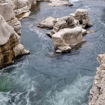 Villa Le Gai Ruisseau - Avec Piscine Chauffée - Proche Uzès *