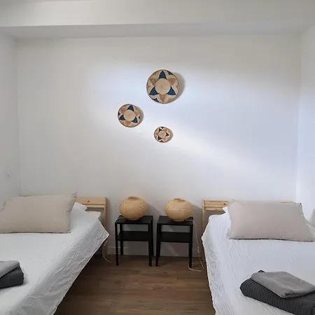 Villa Le Gai Ruisseau - Avec Piscine Chauffee - Proche Uzes Cavillargues