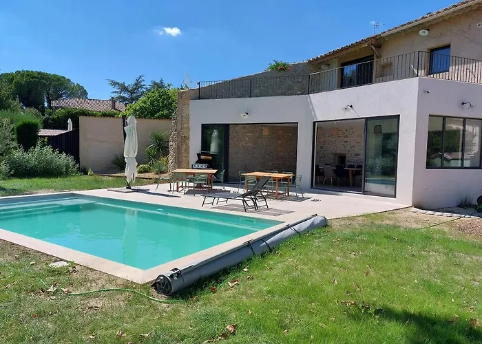 Le Gai Ruisseau - Avec Piscine فيلة